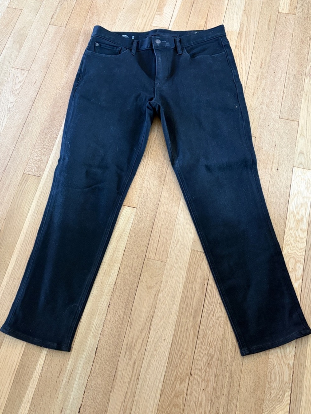 Banana Republic Slim Straight Men's Traveler Jeans in Black
